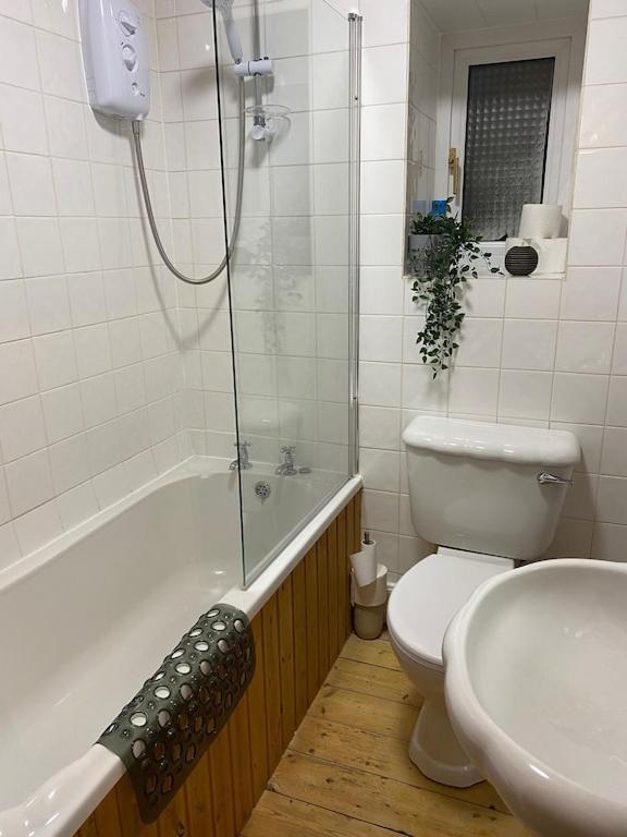 The Ramblers Rest - Whole Apartment - Pet Friendly - Close To Amenities And Walks Edzell Ngoại thất bức ảnh